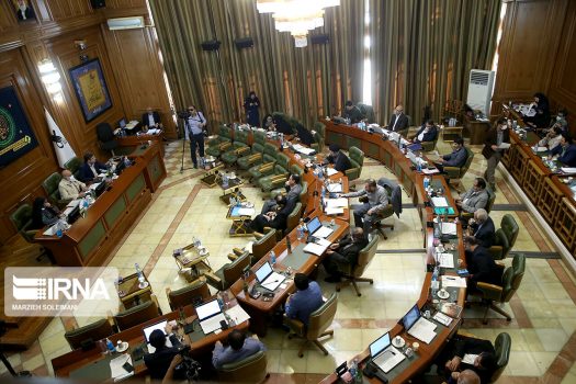 مخالفت محیط زیست با واردات اتوبوس بیمعناست