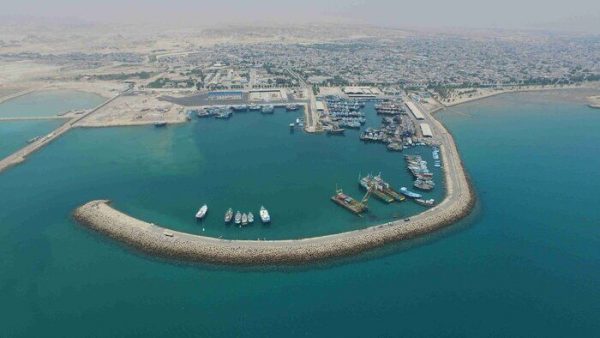 ظرفیت‌های سرمایه‌گذاری بندر دیر برای هیات قطری‌ تشریح شد