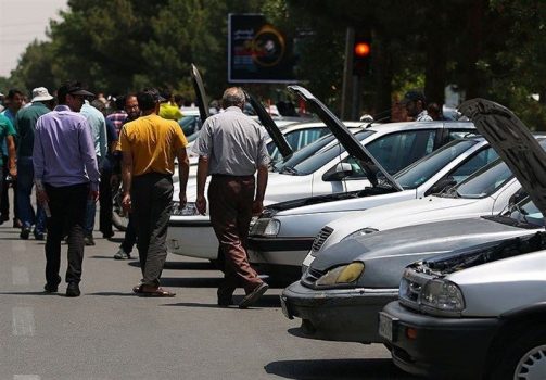 خودروسازان باید یک هفتهای پاسخ شکایت مردم را بدهند