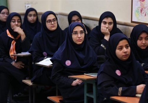۳۷ هزار دانشآموز دختر استان بوشهر تحت پوشش طرح “آهنیاری و ویتامین D ” قرار گرفتند