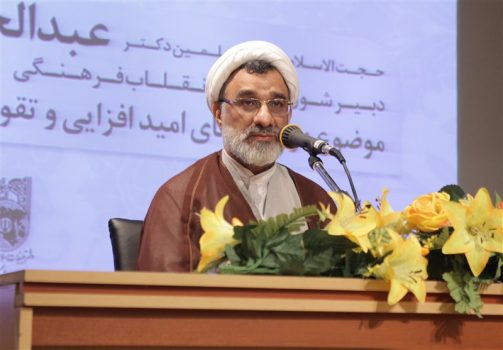 خسروپناه: سند تحول در علوم انسانی هنوز تدوین نشده است