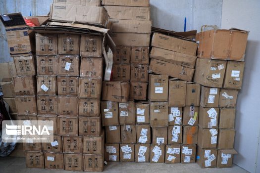 محموله لوازم آرایشی و بهداشتی میلیاردی قاچاق در بندر دلوار زمین گیر شد