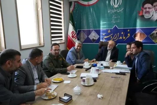 دیدار چهره به چهره ۱۵ نفر از شهرستان دشتی با استاندار بوشهر