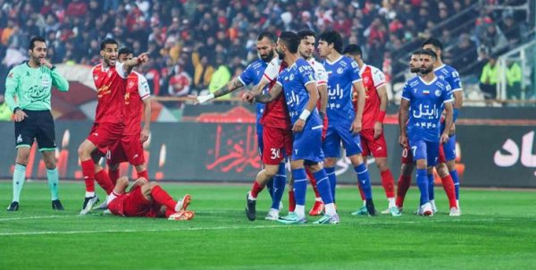 فیفا باز شدن پنجره استقلال را تایید کرد، پرسپولیس پشت چراغ قرمز