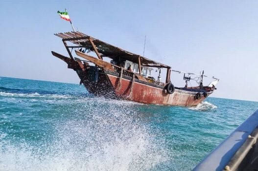 شناور صیادی خارجی در آب‌های بوشهر نداریم