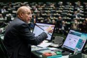 جنجال مجلس: مخالفت با پالرمو و سرانجام لایحه عفاف و حجاب!