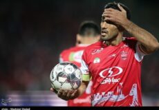 باشگاه پرسپولیس قرارداد امیری را در سازمان لیگ ثبت نکرد!/ غیبت وحید در تمرین امروز