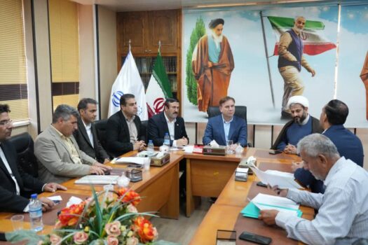 استاندار بوشهر در دیلم پای درد دل مردم نشست: دستورات فوری برای رفع مشکلات صادر شد