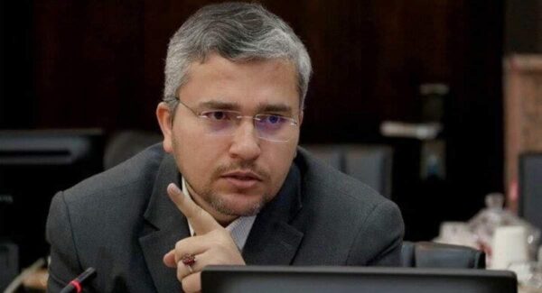 جرقه استیضاح وزیر نیرو از دشتستان زده شد: پای سوءمدیریت آب و برق در میان است!