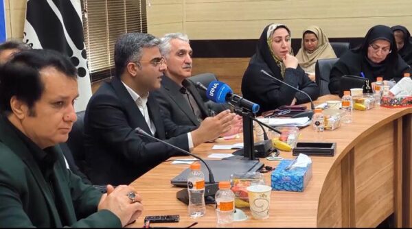 خبرخوش رئیس دانشگاه علوم پزشکی به مردم بوشهر/ راه اندازی مرکز دولتی دندانپزشکی برای قشر کم درآمدجامعه/ تزریق ۴۲ نیروی فوق تخصص کادردرمانی وآموزشی درهفته های آینده