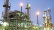 انفجار سود در پتروشیمی خارک/ رکورد تاریخی در نیم‌سال ۱۴۰۴!