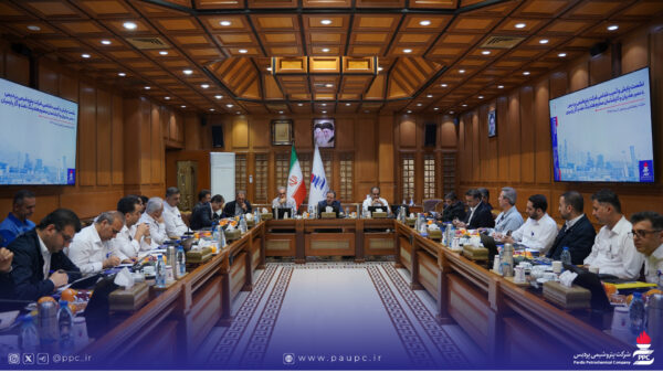 پایش دو روزه عملکرد و تقویت هم‌افزایی در پتروشیمی پردیس با حضور مدیران هلدینگ پارسیان