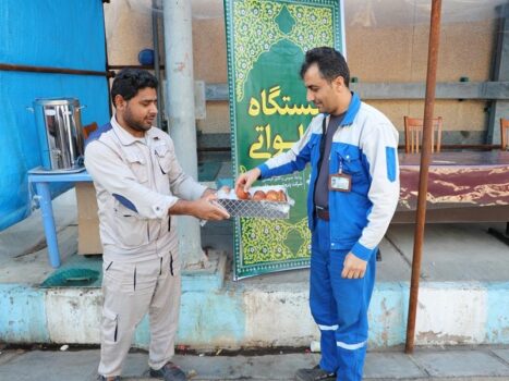 برپایی ایستگاه صلواتی مبعث در پتروشیمی مرجان