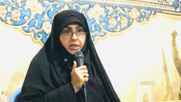 هشدار عضو هیئت علمی دانشگاه علوم پزشکی بوشهر: سقوط آزاد ازدواج در ایران / سالانه فقط ۴۰۰ هزار ازدواج؛ نرخ باروری به زیر ۱.۵ رسید