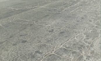 معجزه ۱۳ میلیاردی برای جبران اشتباه ۲ میلیاردی/ ۸ سال انتظار برای آسفالت خیابان اصلی چغادک به پایان رسید